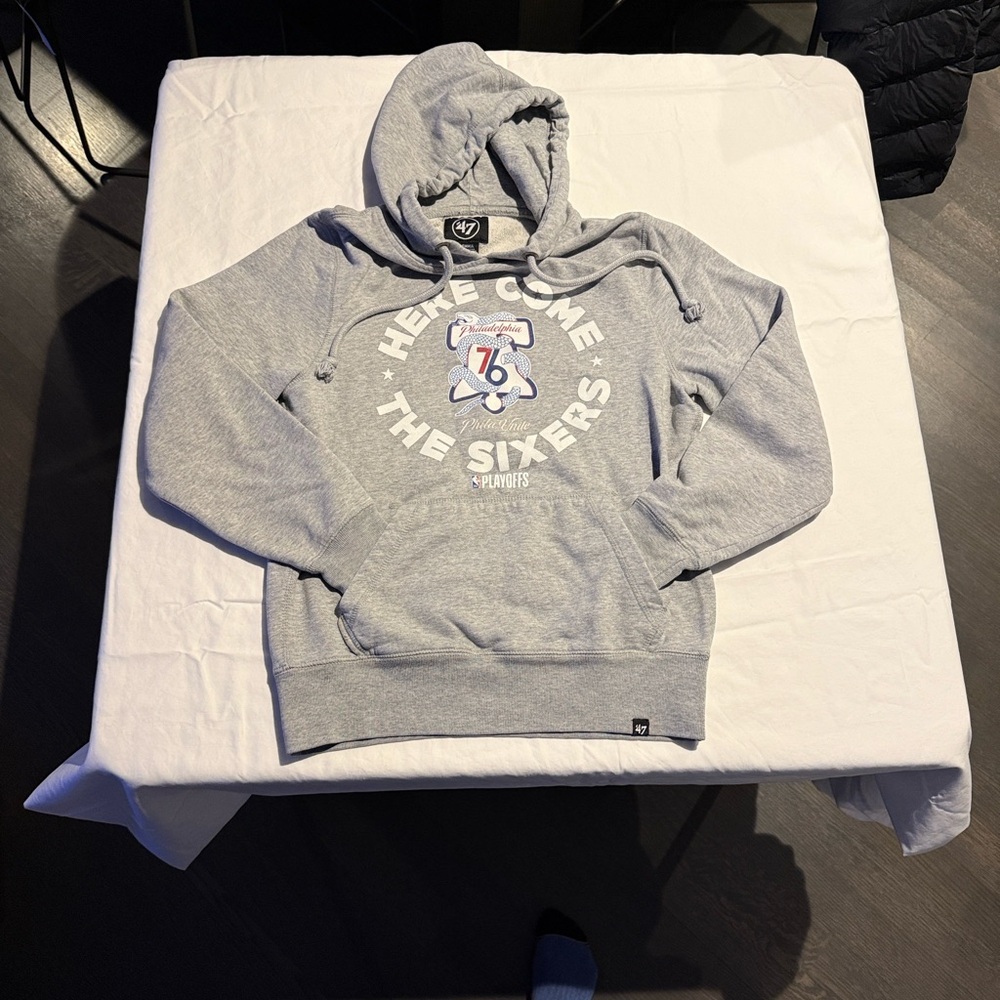 47 Brand Gray Philadelphia 76ers Hoodie
